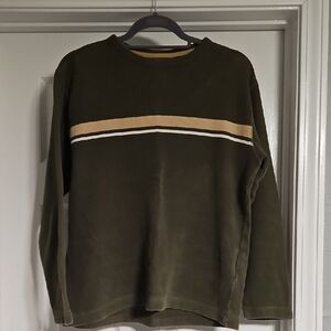 Roundtree & Yorke Olive Crewneck Sweater with Stripe